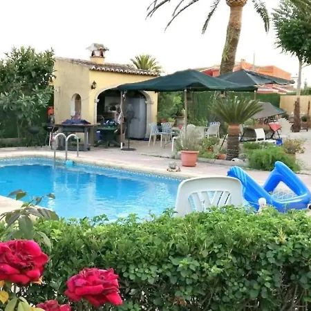 Villa Amplia Y Confortable